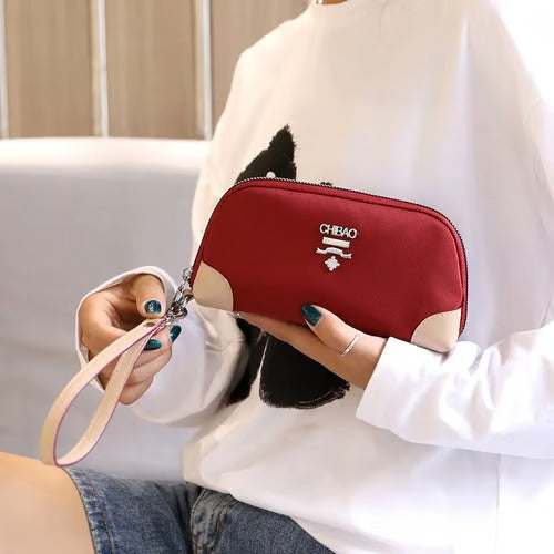 Women’s Nylon Travel Clutch Bag