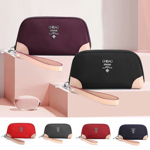 Women’s Nylon Travel Clutch Bag